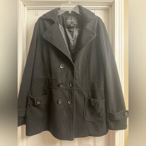 Forever 21 Women’s Plus Pea Coat black